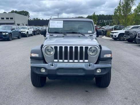 Used 2021 Jeep Wrangler Sport AWD/4WD image 2