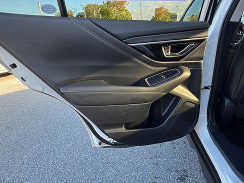 Used 2022 Subaru Outback Limited image 18