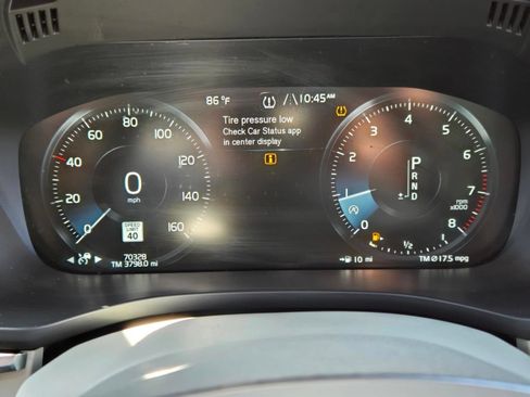 Used 2021 Volvo XC60 T5 Momentum w/ Advanced Package AWD/4WD image 21