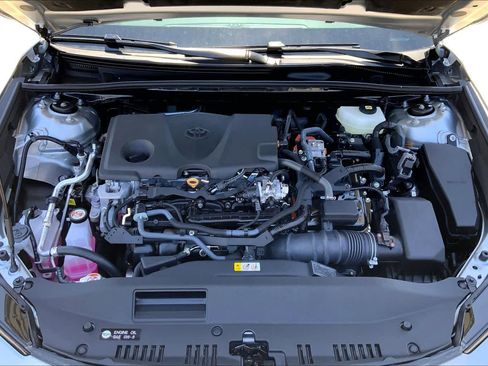Used 2025 Toyota Camry LE FWD image 29