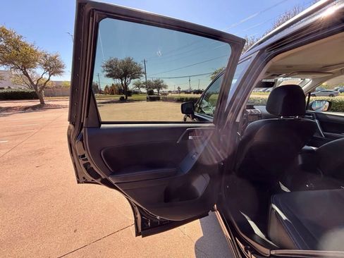 Used 2017 Subaru Forester 2.5i Limited AWD/4WD image 22