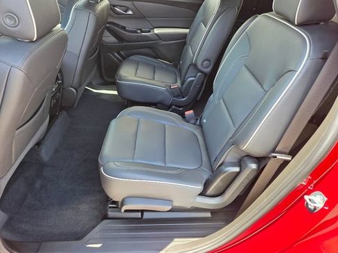 Certified 2023 Chevrolet Traverse Premier w/ LPO, Cargo Package FWD image 12
