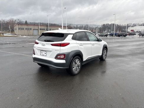 Used 2021 Hyundai Kona Limited image 5