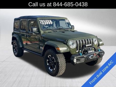 Used 2022 Jeep Wrangler Unlimited Sahara w/ Cold Weather Group image 3