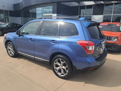 Used 2016 Subaru Forester 2.5i Touring w/ Eyesight & Navigation System image 2