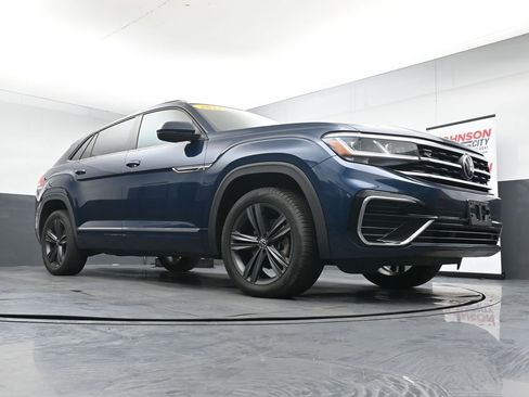 Used 2021 Volkswagen Atlas Cross Sport SE AWD/4WD image 32
