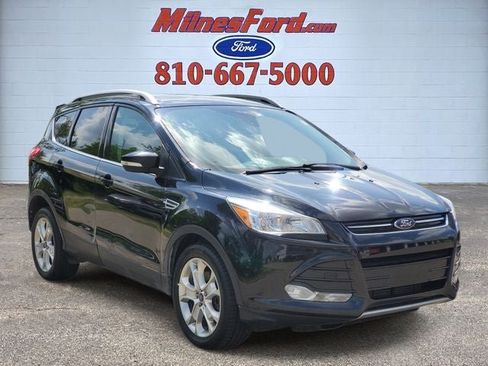 Used 2016 Ford Escape Titanium w/ Canadian Touring Package AWD/4WD image 2