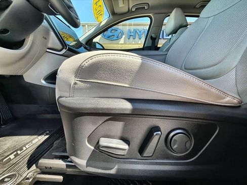 Used 2024 Hyundai Tucson Limited AWD/4WD image 14