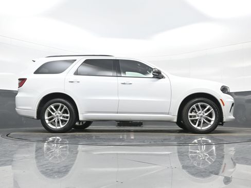 Used 2024 Dodge Durango GT image 30