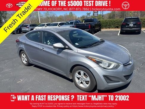 Used 2015 Hyundai Elantra SE image 1