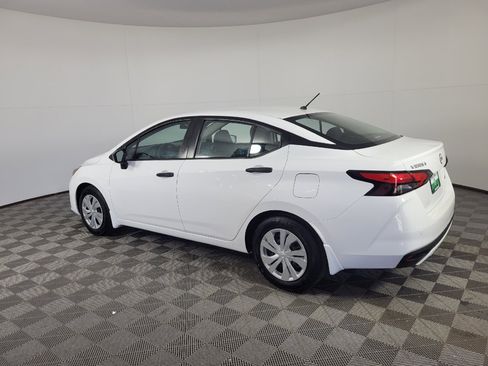 Used 2025 Nissan Versa S w/ Trunk Package FWD image 3