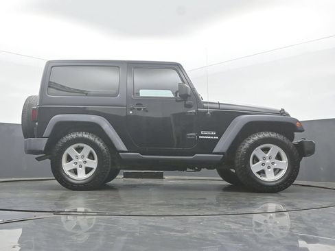 Used 2015 Jeep Wrangler Sport w/ Quick Order Package 24S AWD/4WD image 45