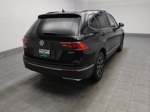 Used 2021 Volkswagen Tiguan SEL AWD/4WD image 9