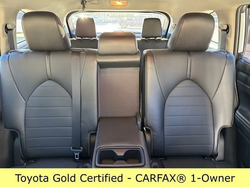 Certified 2021 Toyota Highlander XLE image 39