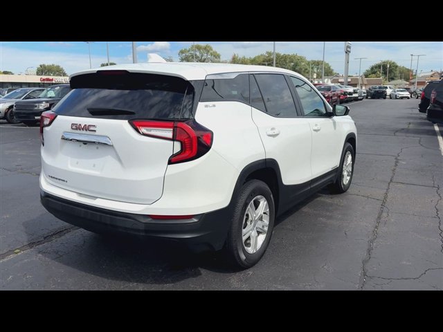 Certified 2024 GMC Terrain SLE FWD image 8