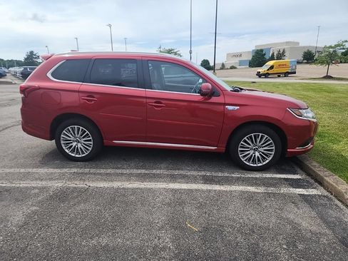 Used 2019 Mitsubishi Outlander SEL AWD/4WD image 4