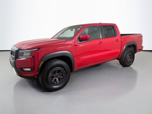 Used 2026 Nissan Frontier PRO-4X AWD/4WD image 8
