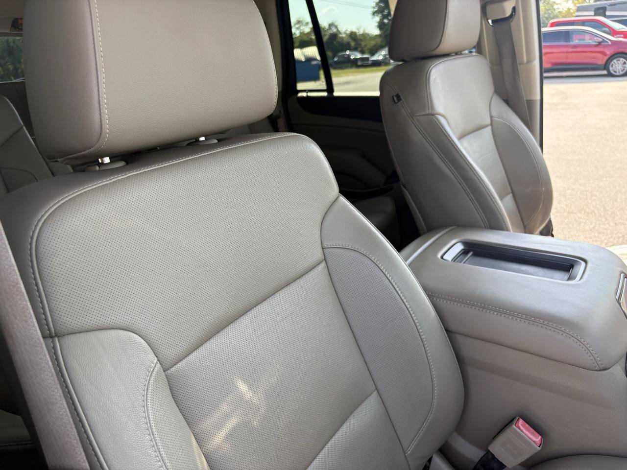 Used 2015 GMC Yukon SLT w/ Open Road Package AWD/4WD image 47