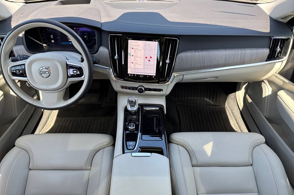 Used 2024 Volvo S90 T8 Ultimate AWD/4WD image 5