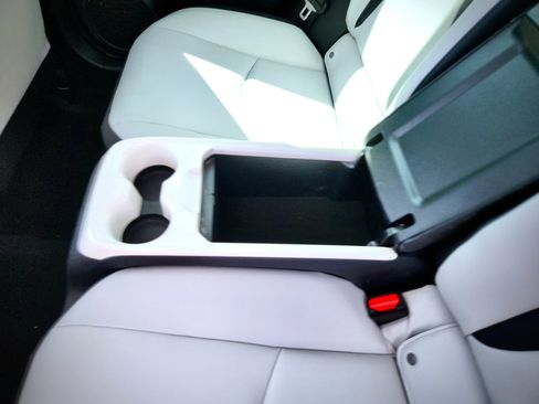 Used 2017 Toyota Prius Prime Advanced w/ Carpet Mat Package FWD image 20