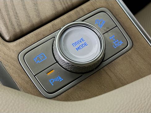 Used 2024 Genesis GV80 2.5T w/ Prestige Package AWD/4WD image 26