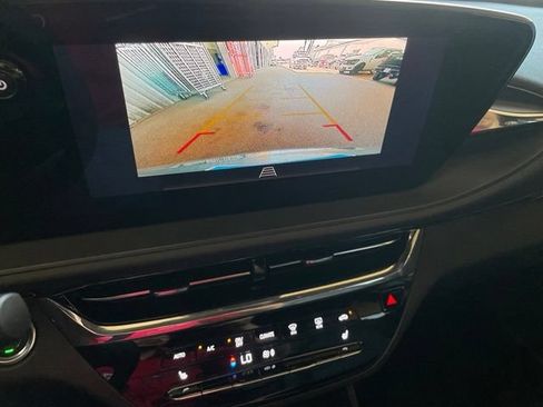 Used 2025 Buick Envista Avenir FWD image 8