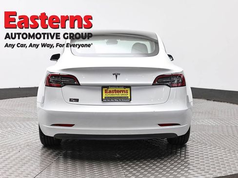 Used 2023 Tesla Model 3 Standard Range image 6