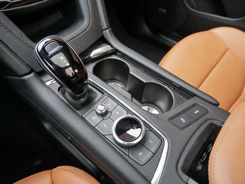 Used 2025 Cadillac XT5 Premium Luxury w/ Technology Package image 20