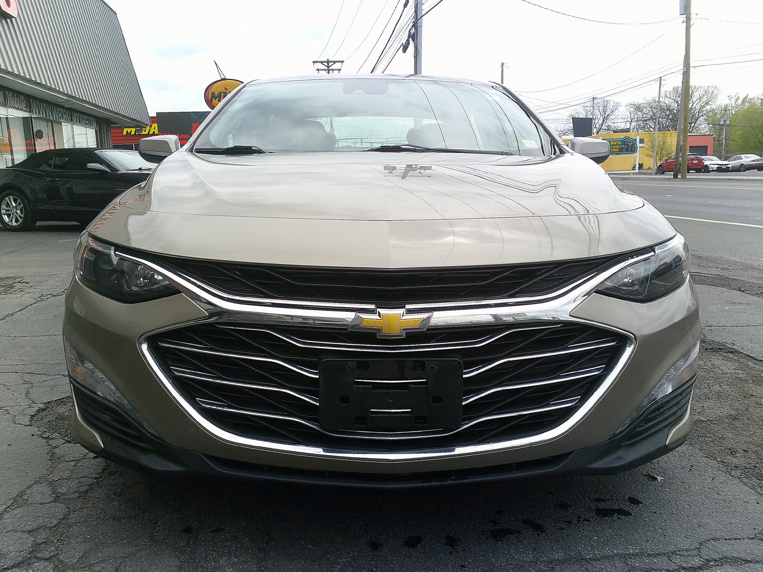 Used 2023 Chevrolet Malibu LT FWD image 9