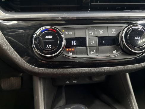 Used 2024 Buick Envista Sport Touring w/ Convenience I Package image 33