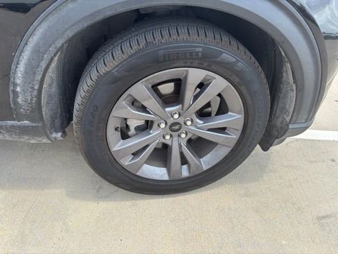 Used 2023 Ford Explorer XLT w/ Equipment Group 202A RWD image 15