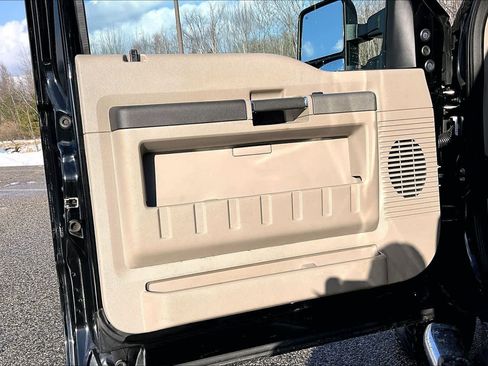 Used 2008 Ford F350 XLT image 22