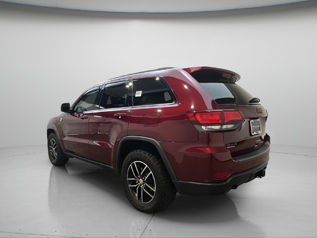 Used 2017 Jeep Grand Cherokee Trailhawk w/ Trailhawk Luxury Group AWD/4WD image 4
