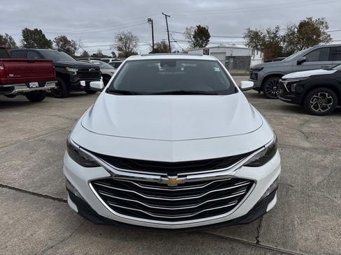 Used 2024 Chevrolet Malibu LT image 4