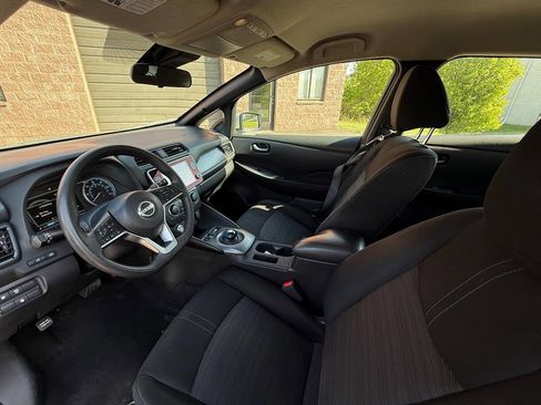 Used 2023 Nissan Leaf S FWD image 10