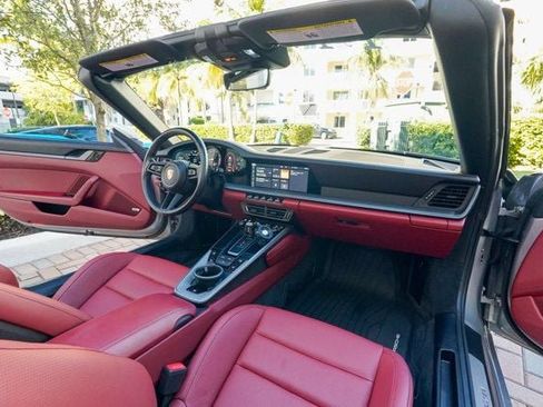 Used 2021 Porsche 911 Carrera image 84