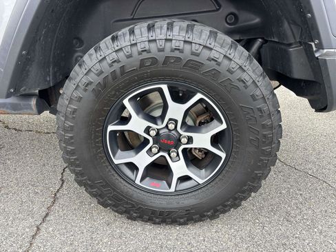 Certified 2020 Jeep Wrangler Unlimited Rubicon w/ Dual Top Group image 6