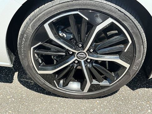 Certified 2024 Nissan Altima 2.5 SR FWD image 10
