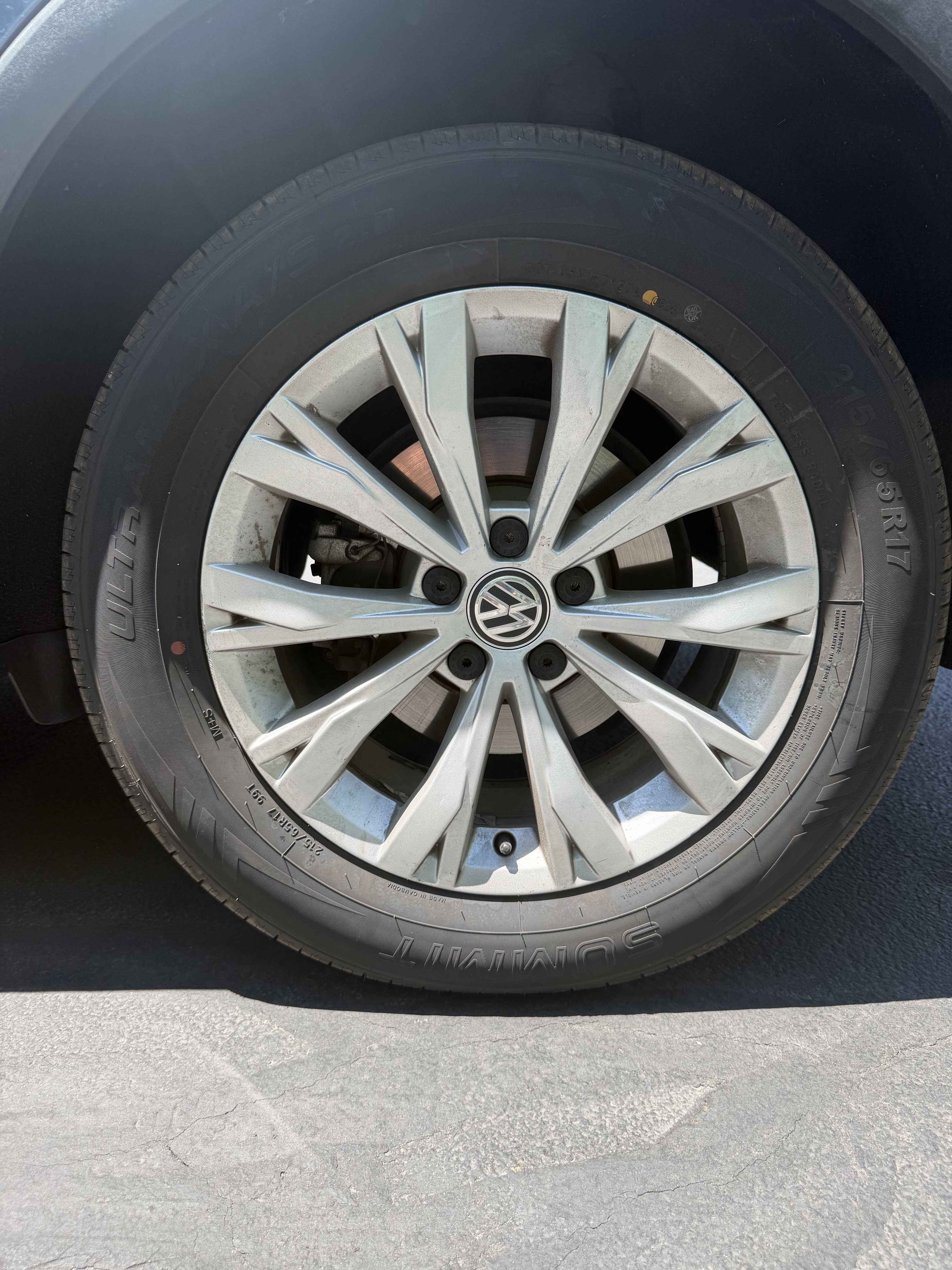 Used 2018 Volkswagen Tiguan S AWD/4WD image 17