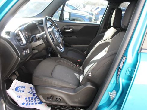 Used 2021 Jeep Renegade Latitude image 28