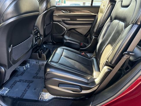 Used 2021 Jeep Grand Cherokee L Limited image 13