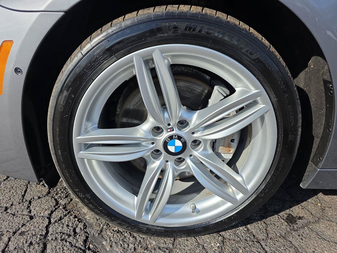 Used 2015 BMW 550i xDrive Sedan AWD/4WD image 29