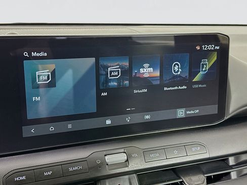 Used 2025 Kia K4 LXS image 21