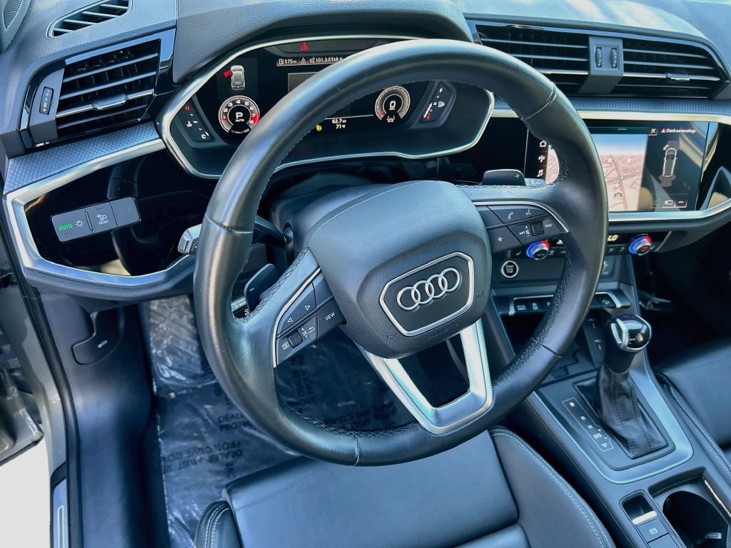 Used 2023 Audi Q3 2.0T Premium Plus w/ Premium Plus Package AWD/4WD image 11