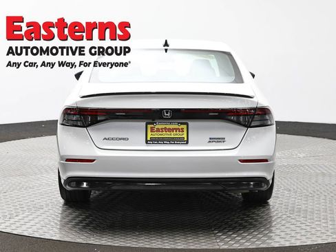 Used 2023 Tesla Model 3 Standard Range image 36