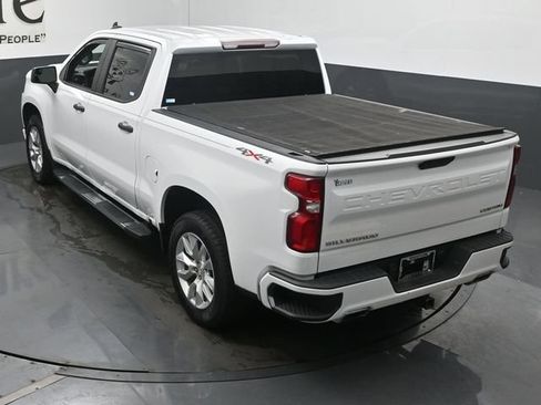 Used 2020 Chevrolet Silverado 1500 Custom w/ Custom Value Package AWD/4WD image 41