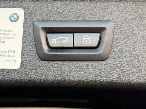 Used 2018 BMW X1 sDrive28i FWD image 19