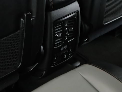 Used 2021 Dodge Durango R/T w/ Tow 'N Go Package image 7