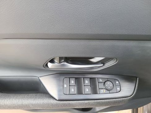 New 2026 Nissan Kicks SV w/ SV Premium Package image 7