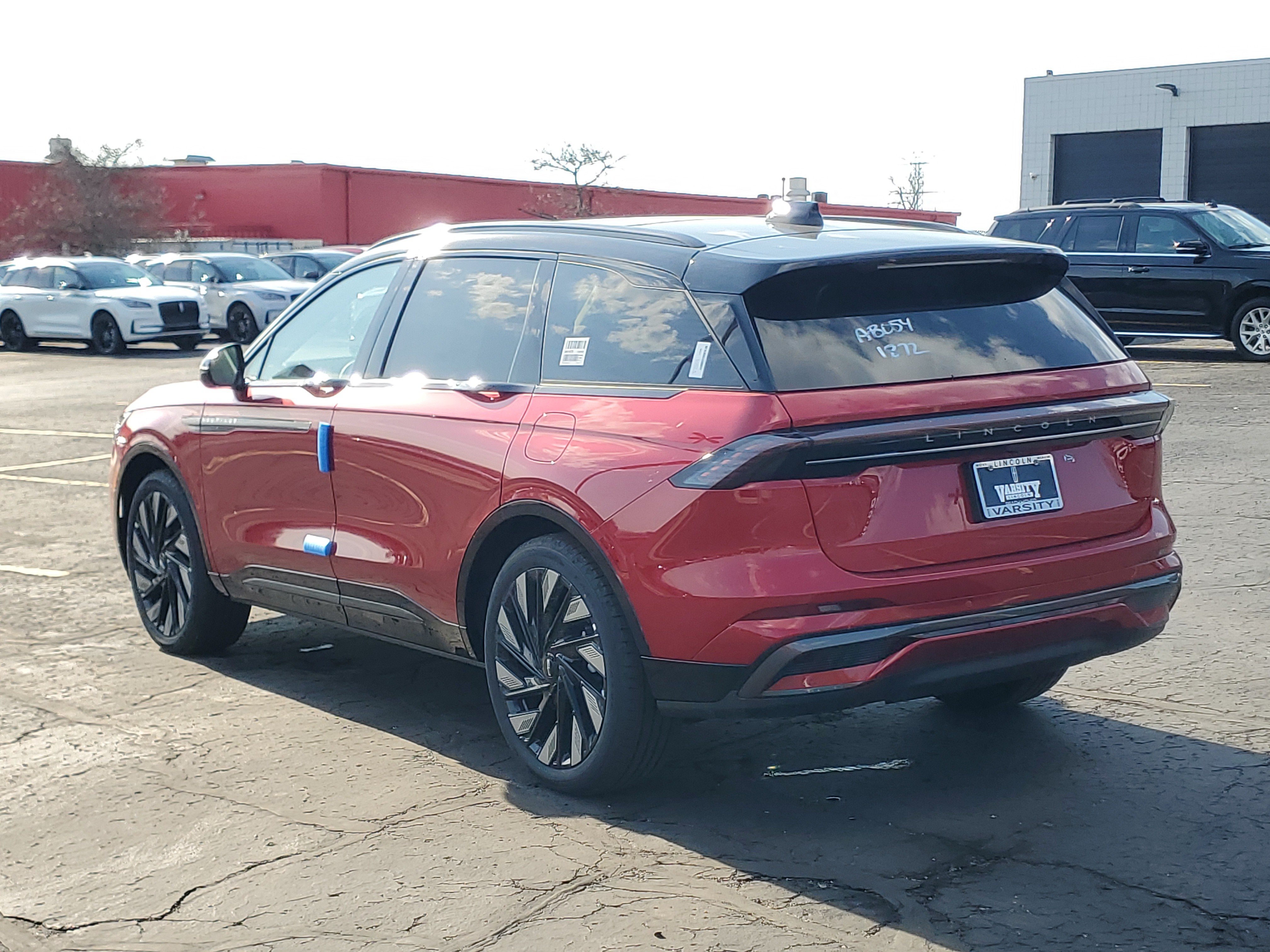 New 2026 Lincoln Nautilus Reserve w/ Jet Appearance Package AWD/4WD image 3